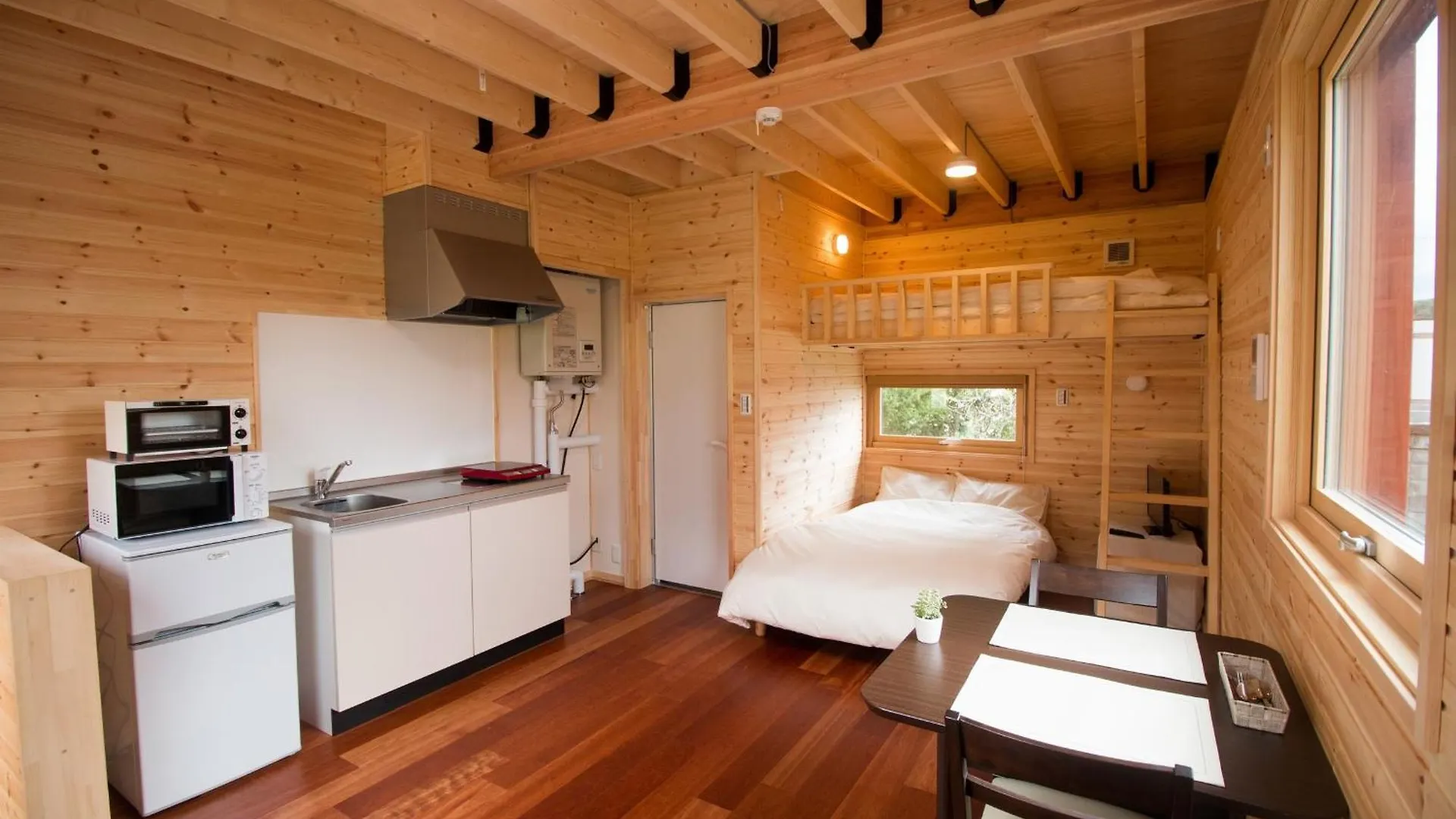Brick House Furano Daire Japonya