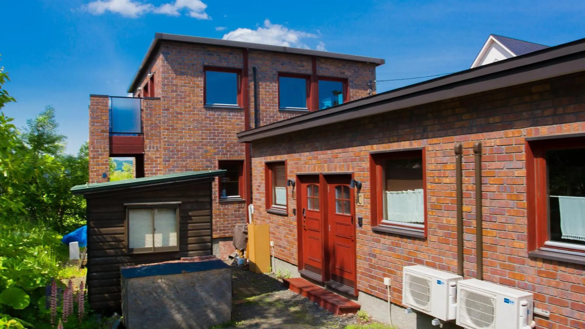 Brick House Furano Daire 0*,  Japonya