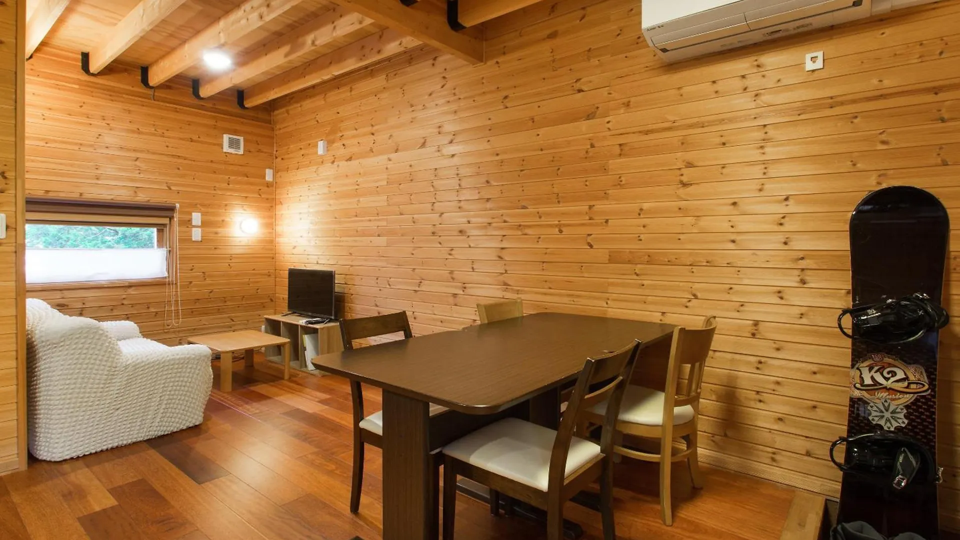 Brick House Furano Daire 0*,  Japonya